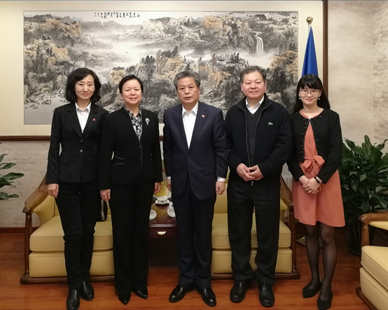 Secretary-General Chen Dehai Met with Vice General Manager Dun Yilan of CNSIG 