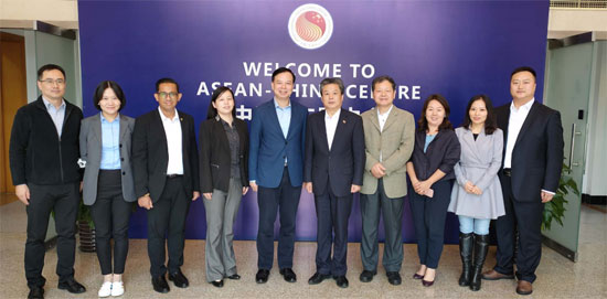 ACC Secretary General Chen Dehai Met With Director General of Foreign Affairs Office of Guizhou Province