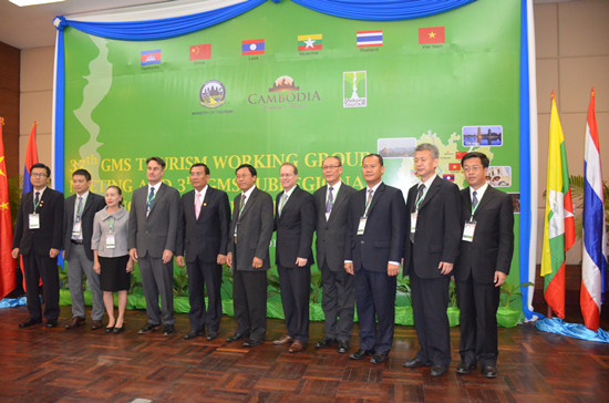 ACC Led a Chinese Media Delegation to Hanoi