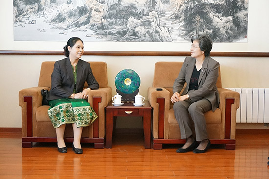 ACC Secretary-General Met with Lao Ambassador to China