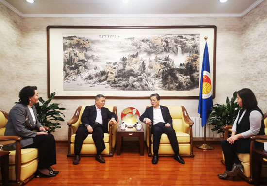 ACC Secretary-General Chen Dehai Met with Chairman of Beijing Cuisine Association