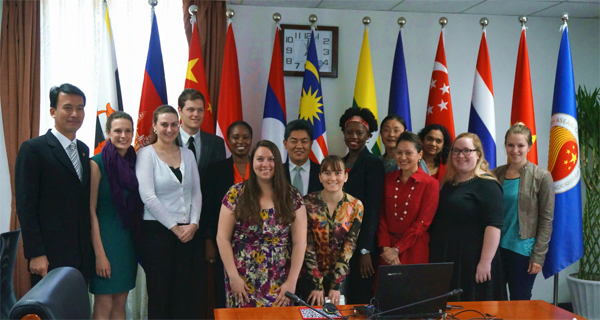 Secretary-General Ma Mingqiang Met with US Webster University Delegation