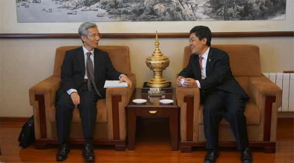 Secretary-General of the Trilateral Cooperation Secretariat Met with ACC Secretary-General Ma Mingqiang