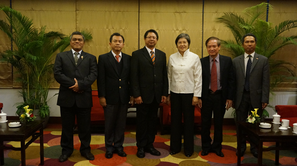 ACC Secretary-General Met with Consuls-General of ASEAN Member States in Kunming