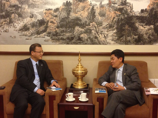 Secretary-General Ma Mingqiang Met With UN Official